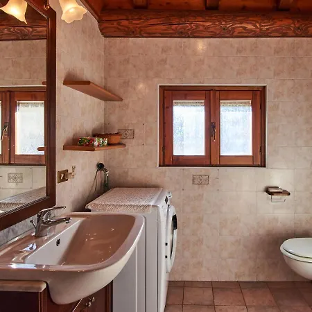 Il Crotto By Interhome Pianello Del Lario